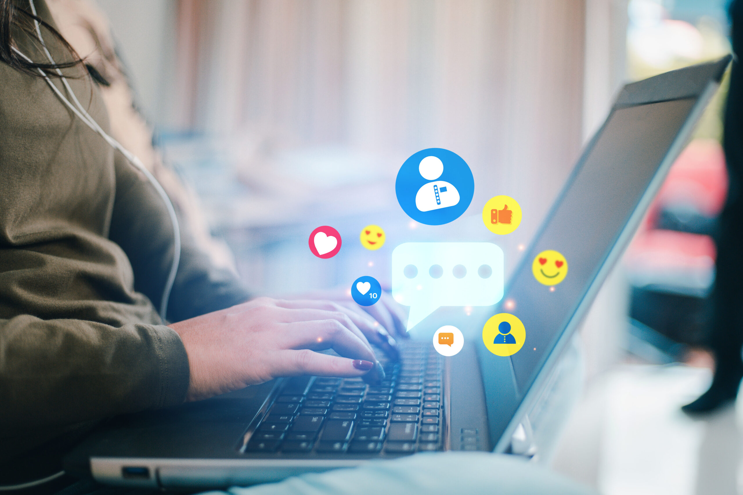 Journaliste Community Manager